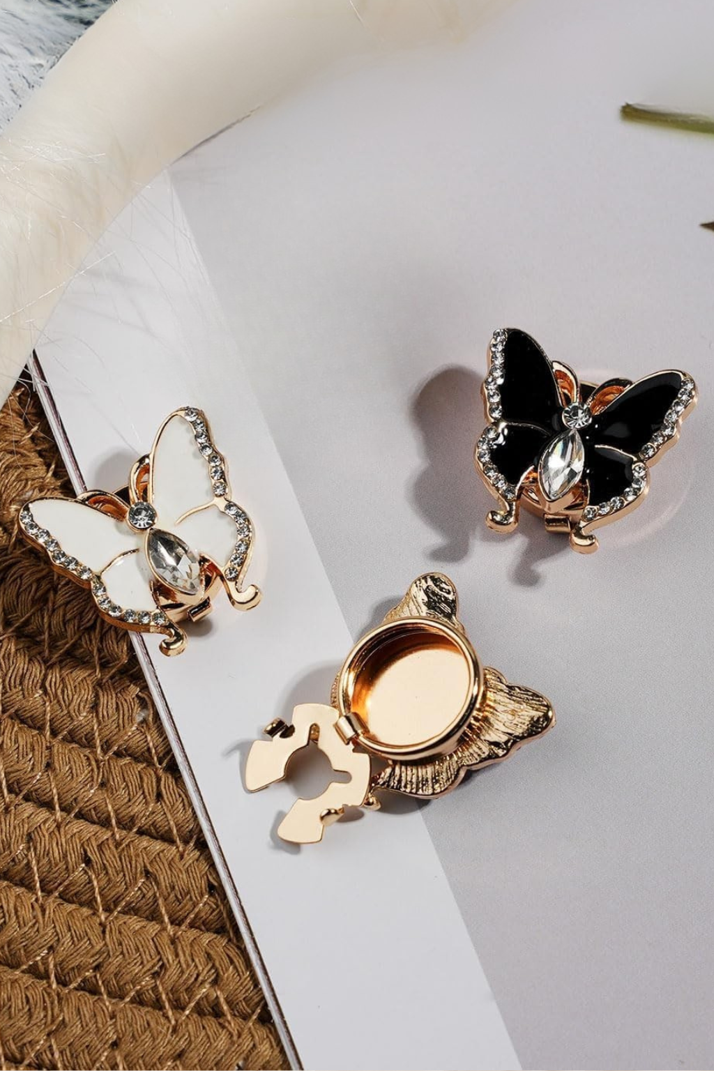 SIGNATURE BUTTERFLY